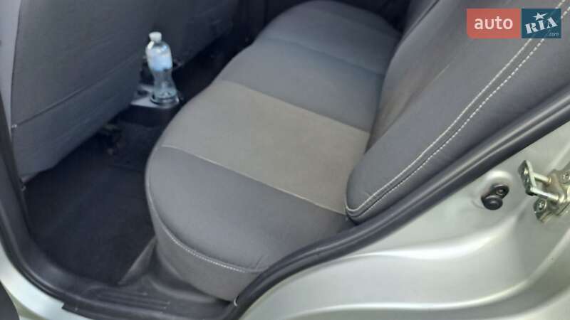 Седан Chevrolet Aveo 2008 в Івано-Франківську