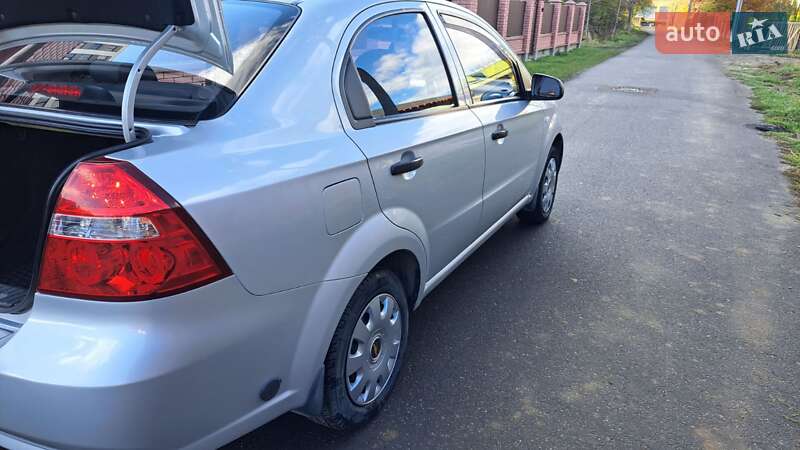 Седан Chevrolet Aveo 2008 в Івано-Франківську