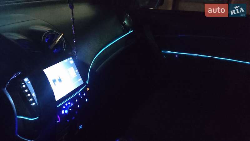 Седан Chevrolet Aveo 2006 в Львове