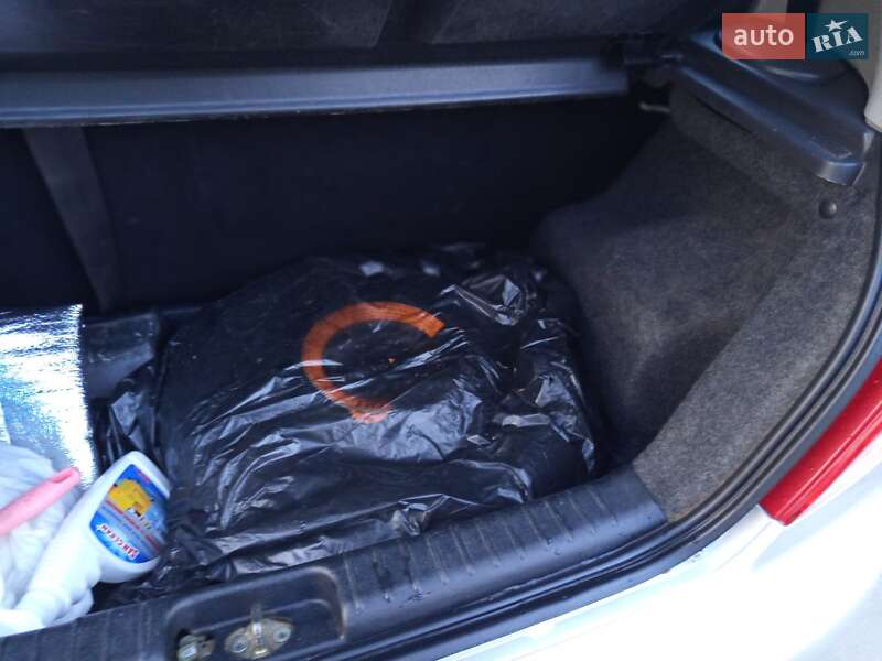 Хэтчбек Chevrolet Aveo 2006 в Коломые