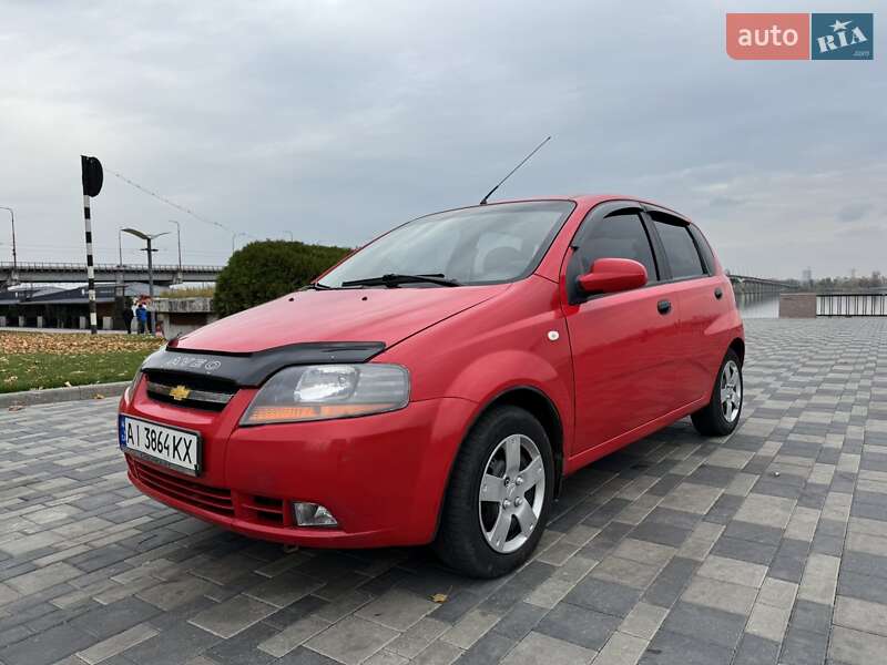 Хетчбек Chevrolet Aveo 2008 в Дніпрі