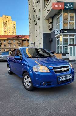 Седан Chevrolet Aveo 2010 в Киеве