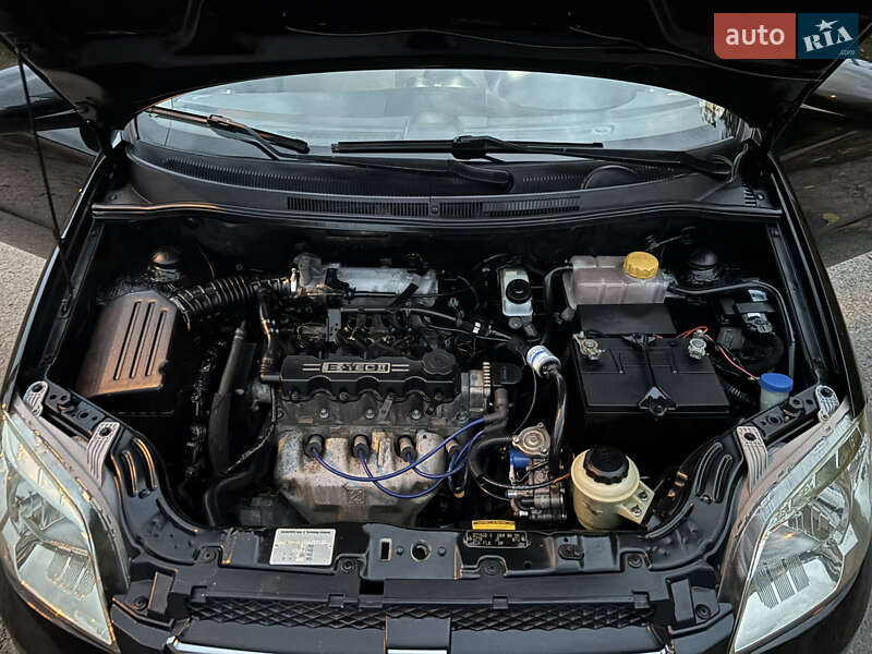 Седан Chevrolet Aveo 2008 в Запорожье фото 17 Седан Chevrolet Aveo 2008 в Запорожье