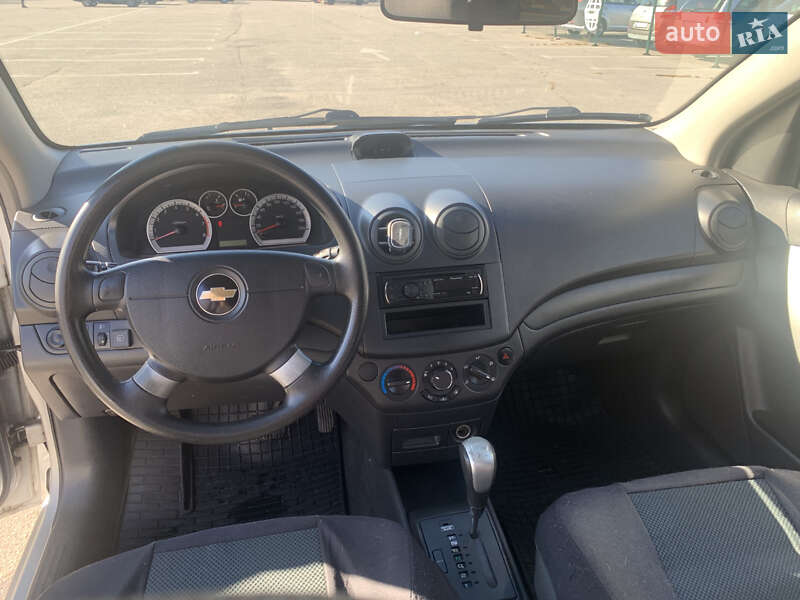 Хэтчбек Chevrolet Aveo 2011 в Запорожье фото 18 Хэтчбек Chevrolet Aveo 2011 в Запорожье