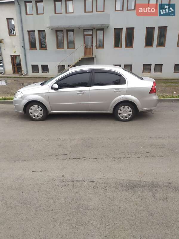 Седан Chevrolet Aveo 2007 в Тернополі
