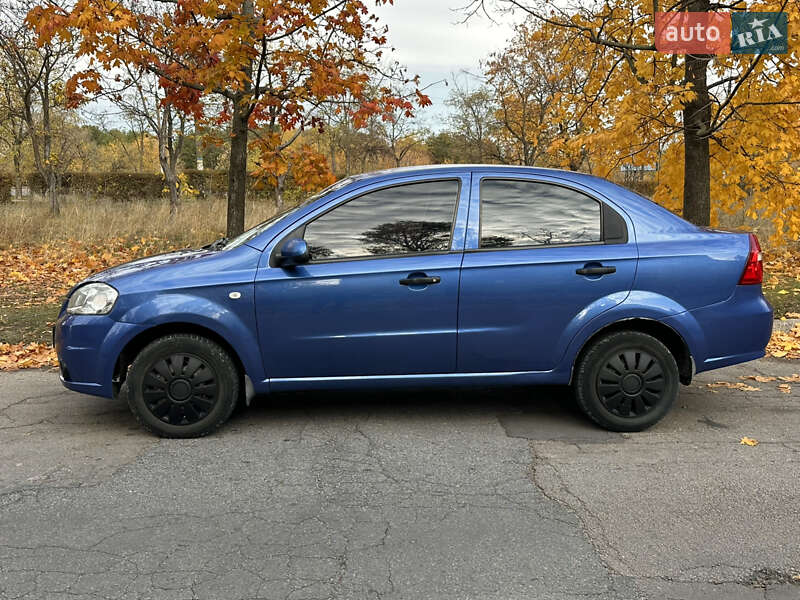 Седан Chevrolet Aveo 2007 в Каменском