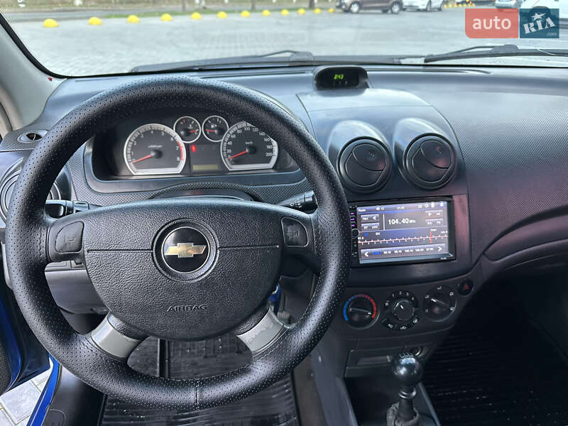 Седан Chevrolet Aveo 2007 в Каменском