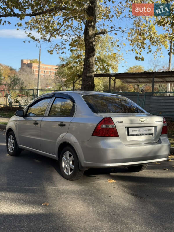 Седан Chevrolet Aveo 2006 в Николаеве фото 4 Седан Chevrolet Aveo 2006 в Николаеве