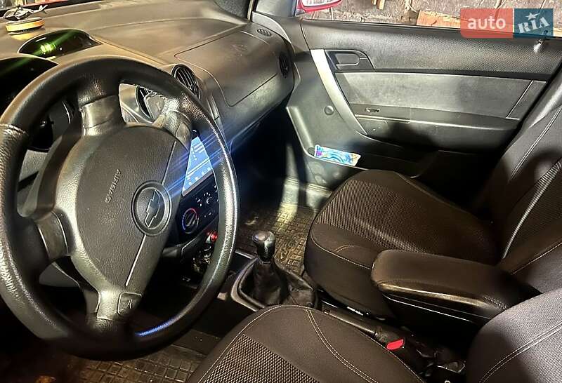 Седан Chevrolet Aveo 2006 в Никополе фото 20 Седан Chevrolet Aveo 2006 в Никополе