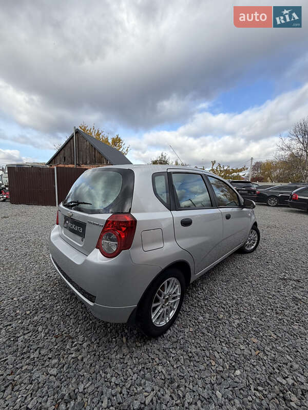 Хетчбек Chevrolet Aveo 2011 в Дергачах фото 4 Хетчбек Chevrolet Aveo 2011 в Дергачах