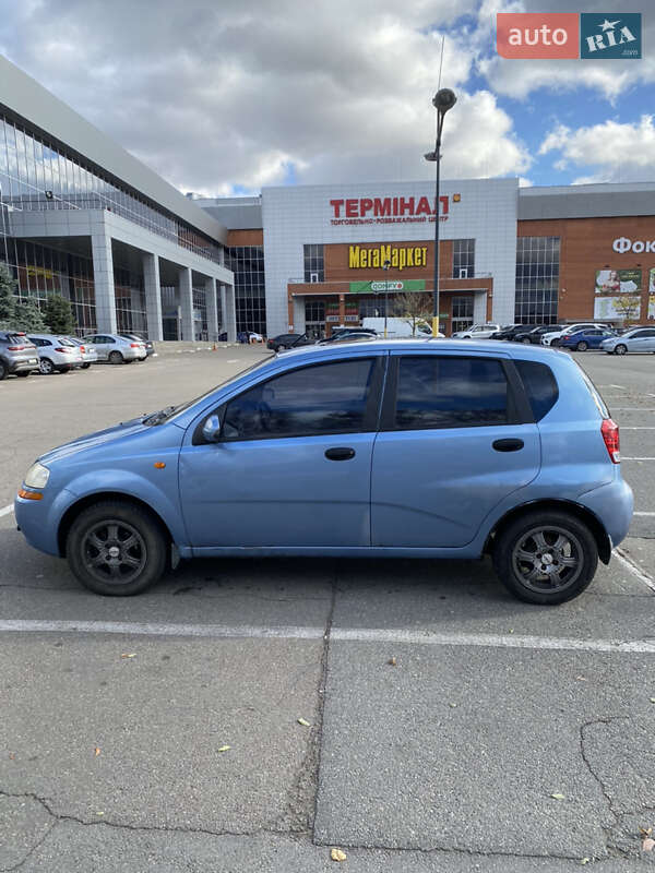 Хэтчбек Chevrolet Aveo 2005 в Броварах