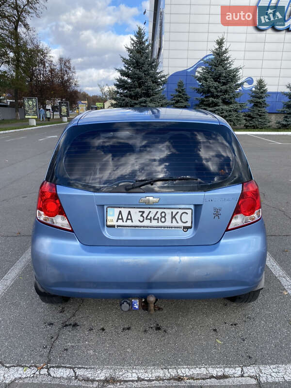 Хэтчбек Chevrolet Aveo 2005 в Броварах