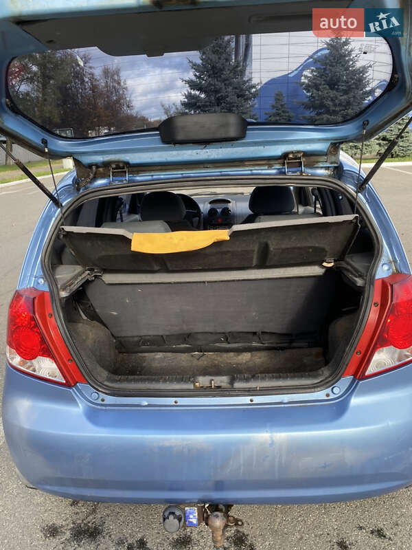 Хэтчбек Chevrolet Aveo 2005 в Броварах