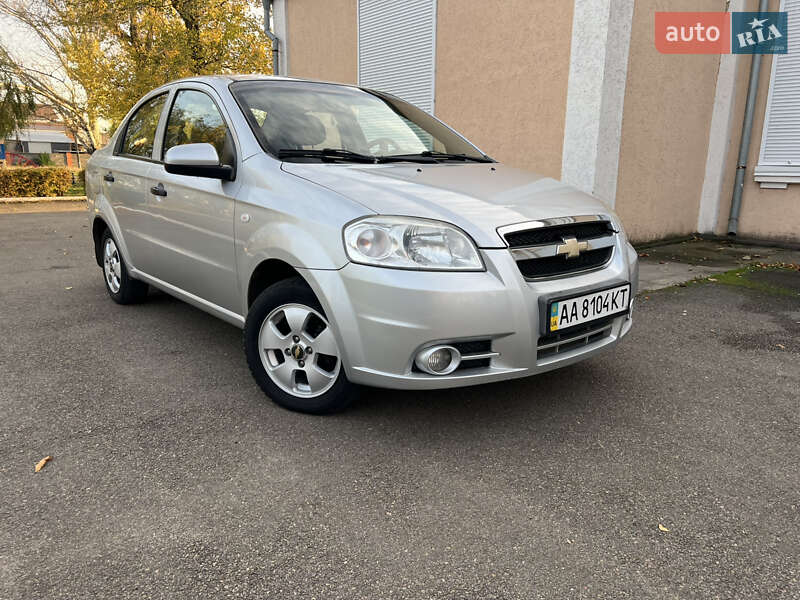 Седан Chevrolet Aveo 2011 в Апостолово