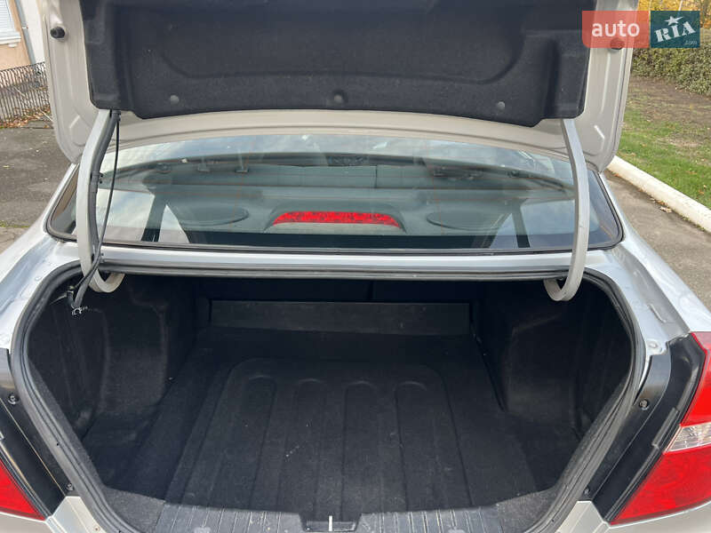 Седан Chevrolet Aveo 2011 в Апостолово