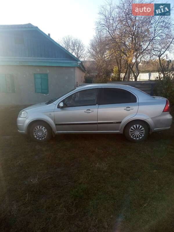 Седан Chevrolet Aveo 2008 в Смолином