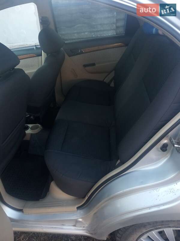 Седан Chevrolet Aveo 2008 в Смолином