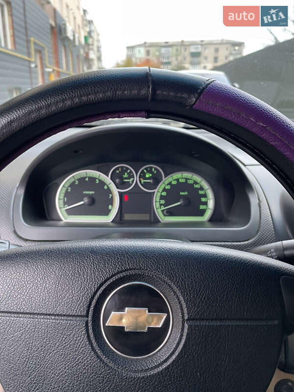 Седан Chevrolet Aveo 2007 в Полонном