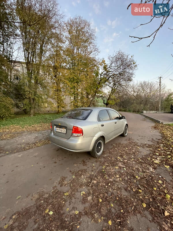Седан Chevrolet Aveo 2005 в Житомирі