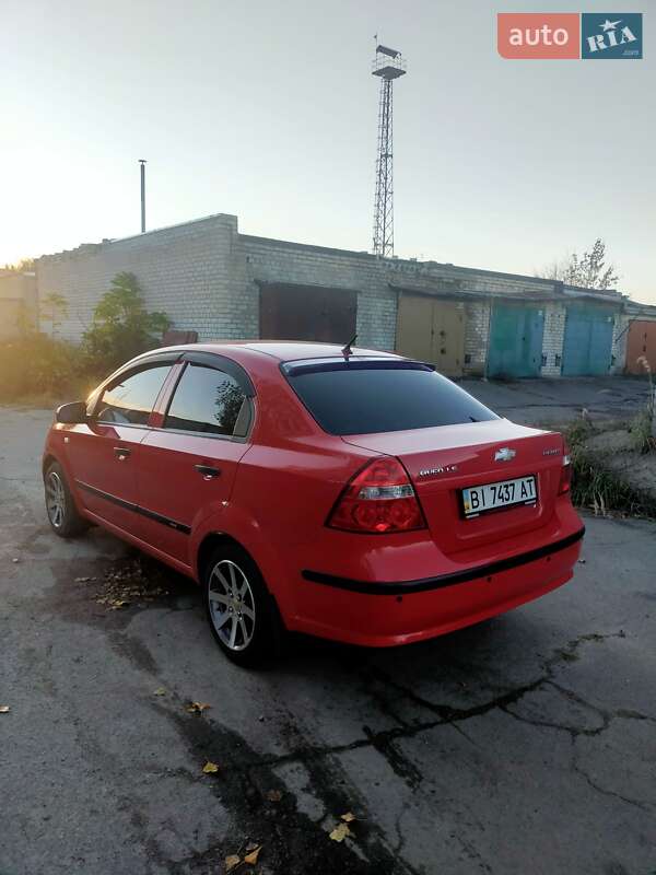Седан Chevrolet Aveo 2008 в Кременчуге