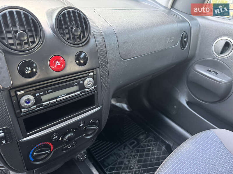Хэтчбек Chevrolet Aveo 2007 в Киеве фото 31 Хэтчбек Chevrolet Aveo 2007 в Киеве