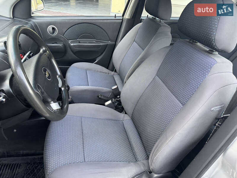 Хэтчбек Chevrolet Aveo 2007 в Киеве фото 36 Хэтчбек Chevrolet Aveo 2007 в Киеве
