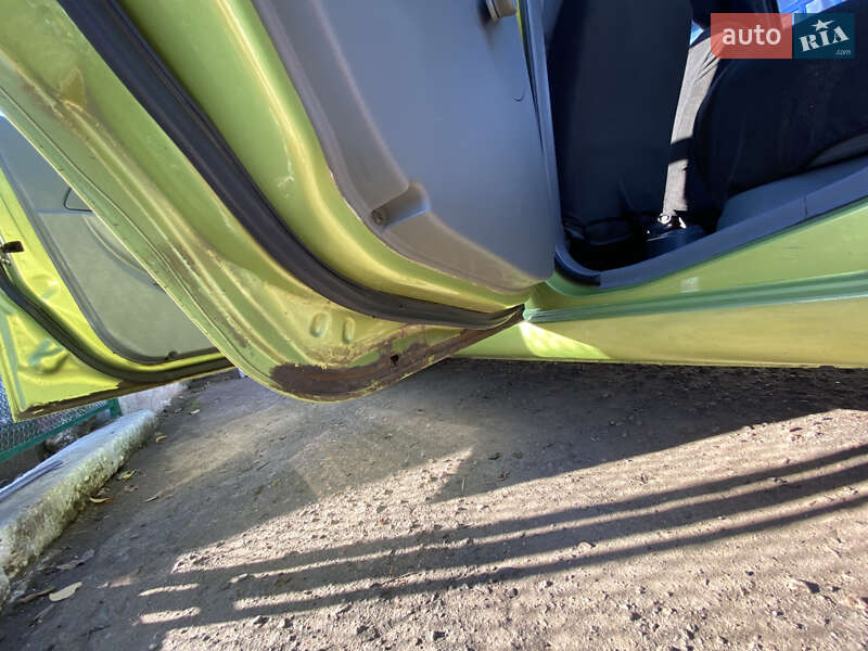 Седан Chevrolet Aveo 2005 в Николаеве фото 17 Седан Chevrolet Aveo 2005 в Николаеве