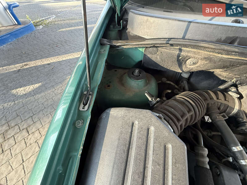 Седан Chevrolet Aveo 2004 в Запорожье фото 9 Седан Chevrolet Aveo 2004 в Запорожье