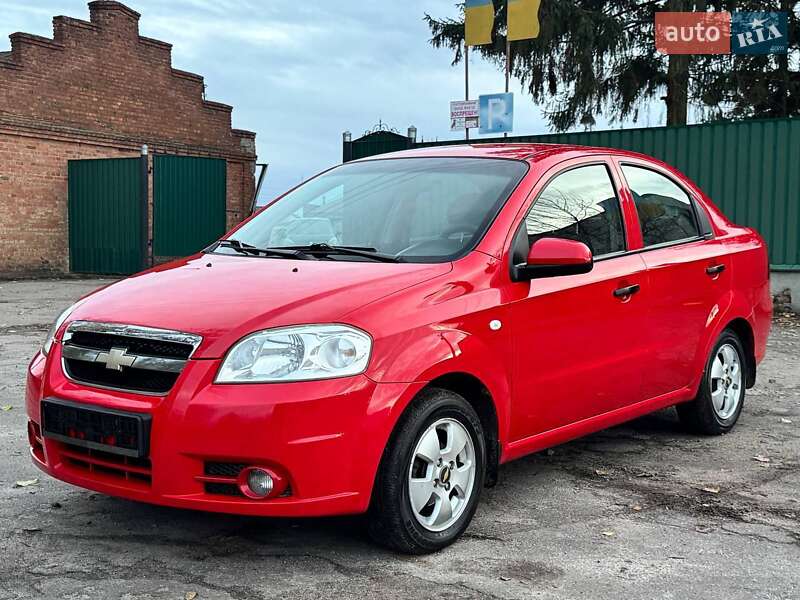 Седан Chevrolet Aveo 2011 в Охтирці