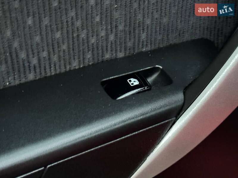 Седан Chevrolet Aveo 2011 в Охтирці