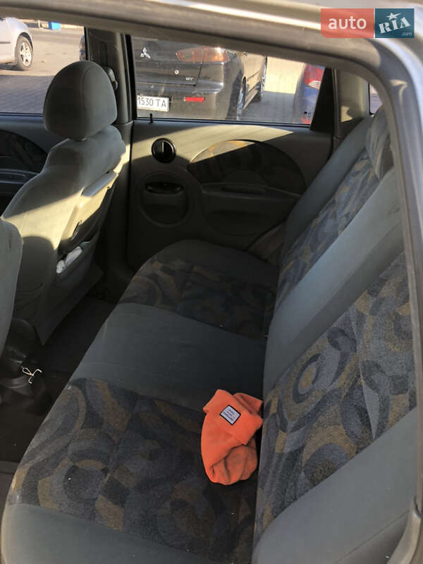 Хэтчбек Chevrolet Aveo 2005 в Сеньковке фото 8 Хэтчбек Chevrolet Aveo 2005 в Сеньковке