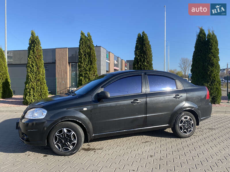 Седан Chevrolet Aveo 2008 в Житомире