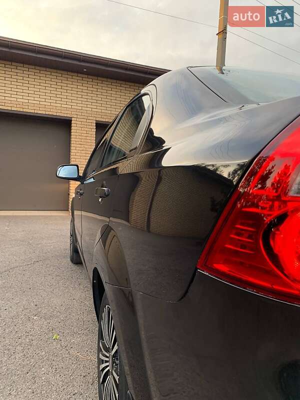 Седан Chevrolet Aveo 2007 в Кривом Роге фото 3 Седан Chevrolet Aveo 2007 в Кривом Роге