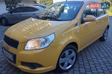 Хэтчбек Chevrolet Aveo 2009 в Дунаевцах