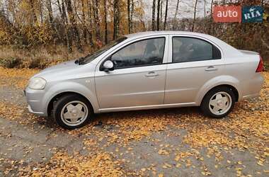 Седан Chevrolet Aveo 2007 в Носовке