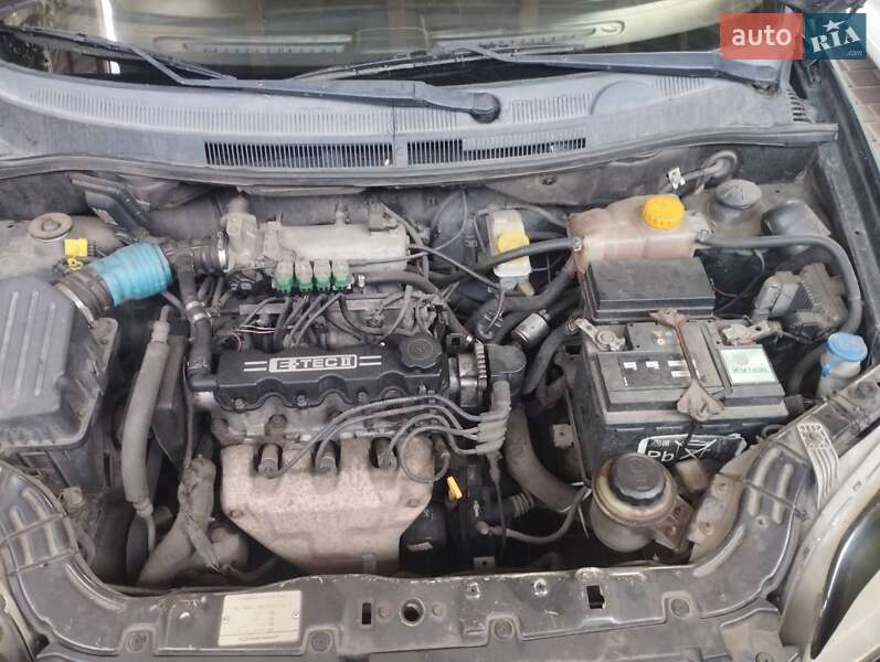 Седан Chevrolet Aveo 2009 в Кременчуге