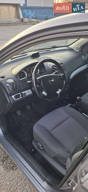 Седан Chevrolet Aveo 2008 в Запорожье