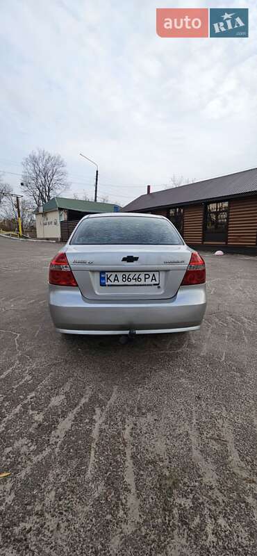Седан Chevrolet Aveo 2006 в Прилуках