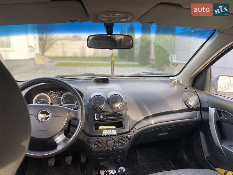 Седан Chevrolet Aveo 2007 в Ровно