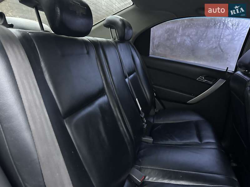 Седан Chevrolet Aveo 2008 в Хмельницькому