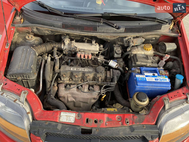 Хэтчбек Chevrolet Aveo 2006 в Броварах