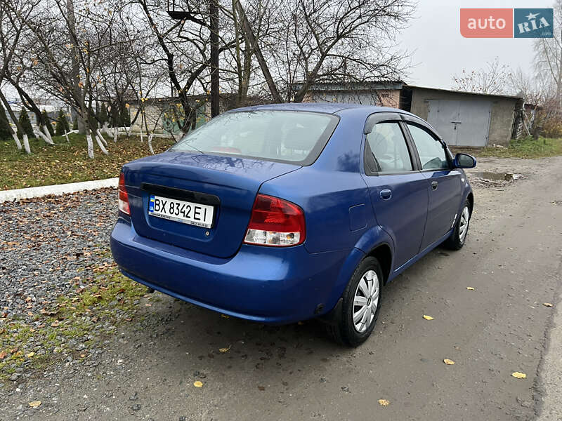 Седан Chevrolet Aveo 2005 в Изяславе