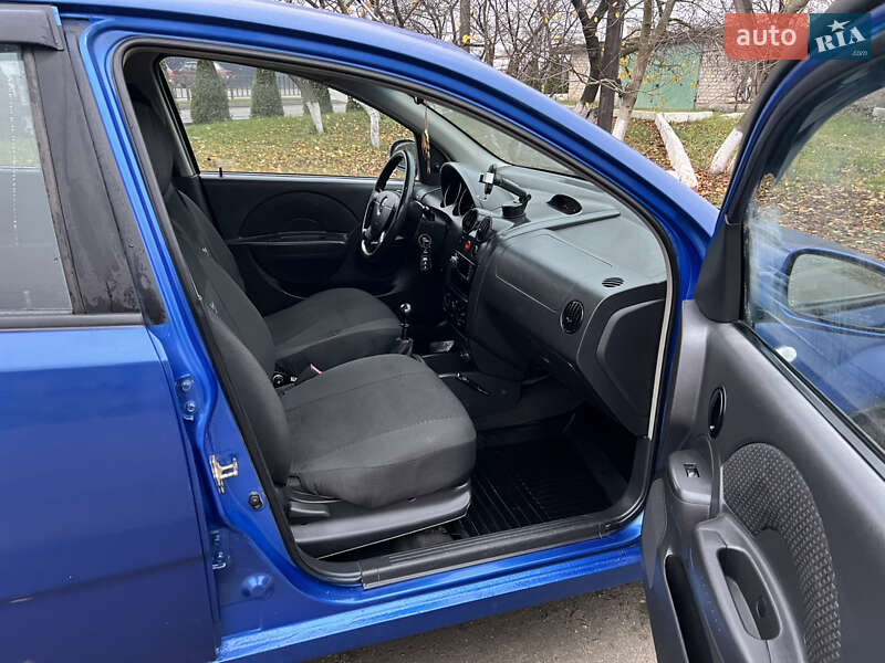 Седан Chevrolet Aveo 2005 в Изяславе