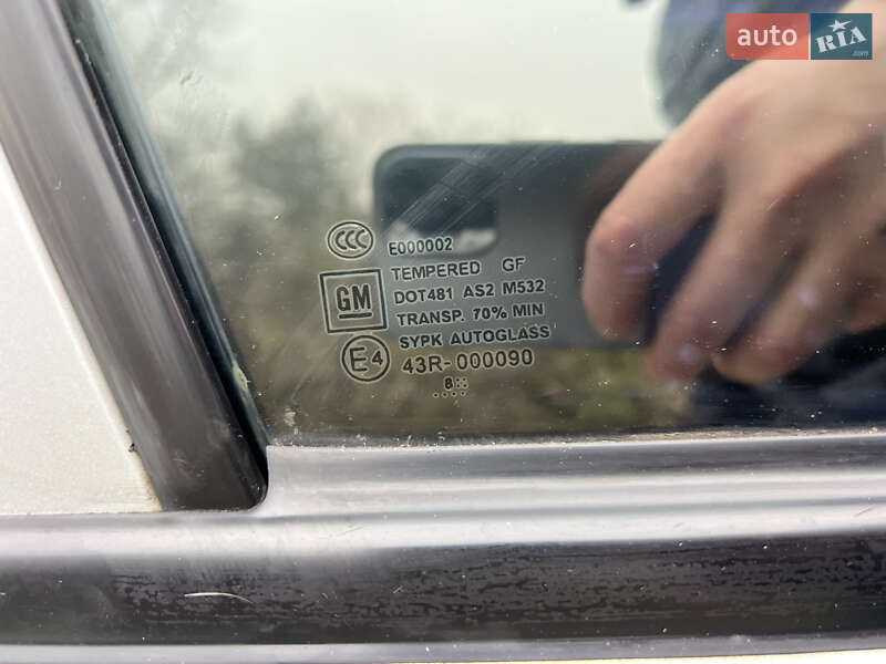 Седан Chevrolet Aveo 2009 в Киеве