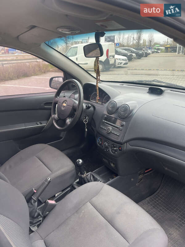 Седан Chevrolet Aveo 2008 в Харькове