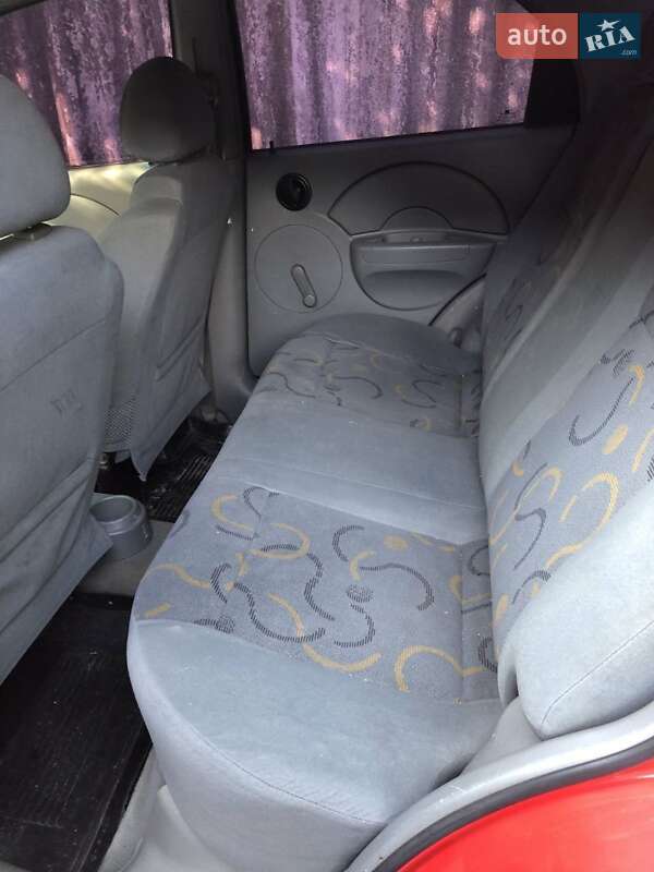 Седан Chevrolet Aveo 2005 в Калинівці