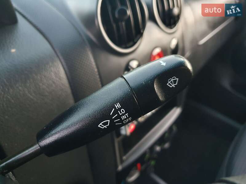 Седан Chevrolet Aveo 2006 в Киеве