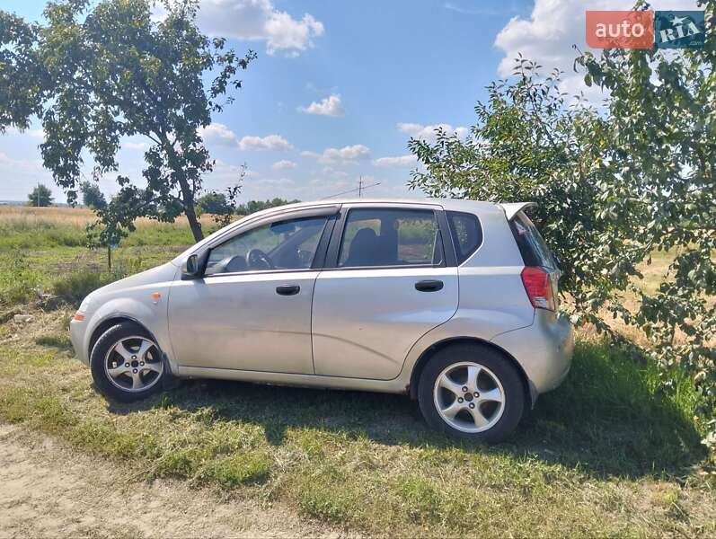 Хэтчбек Chevrolet Aveo 2005 в Киеве фото 6 Хэтчбек Chevrolet Aveo 2005 в Киеве