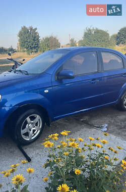 Седан Chevrolet Aveo 2010 в Сарнах