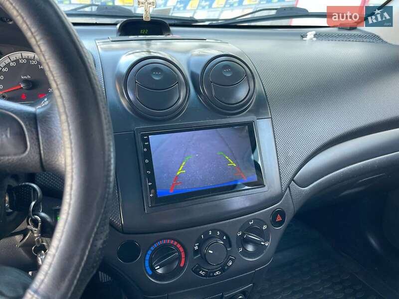 Седан Chevrolet Aveo 2008 в Полтаве